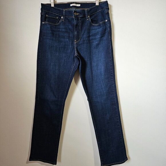 EUC LEVI'S CLASSIC STRAIGHT BLUE JEANS SIZE 14 M / 32W 30 L - Picture 1 of 16